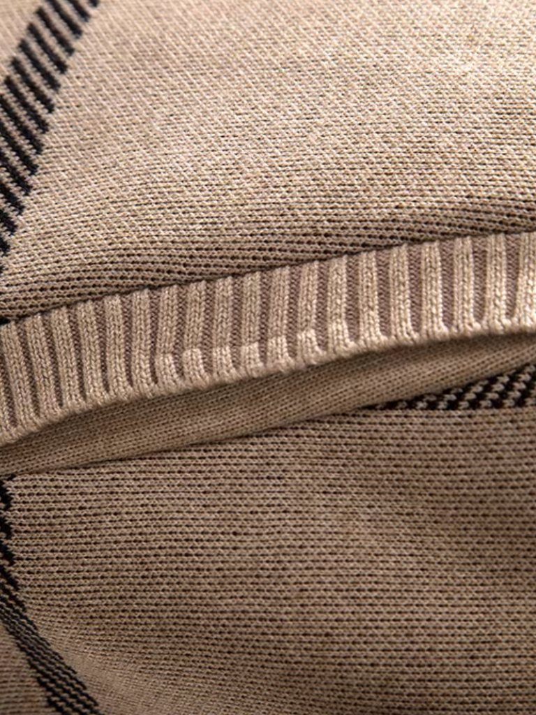 Grafit-Symmetrie Strickjacke