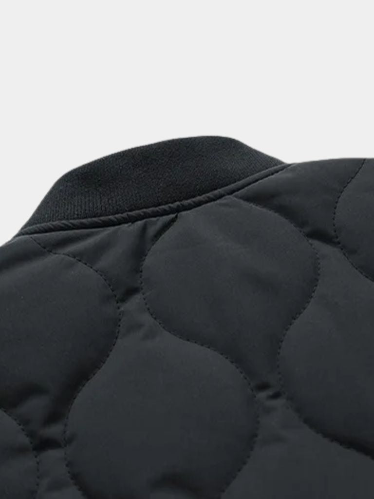 Gepolsterte Bomberjacke mit Sherpa-Ärmeln