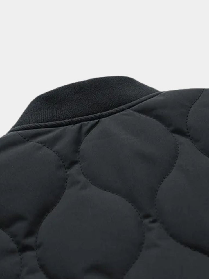 Gepolsterte Bomberjacke mit Sherpa-Ärmeln