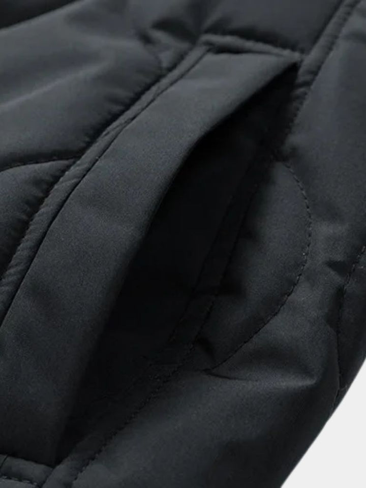Gepolsterte Bomberjacke mit Sherpa-Ärmeln